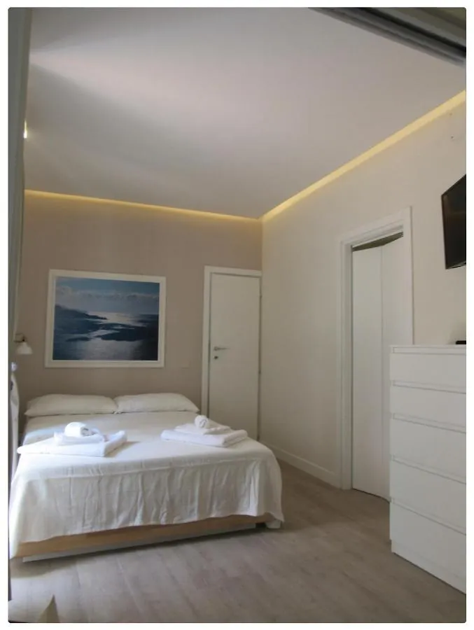 Apartment Viola'S Home Naples Italy