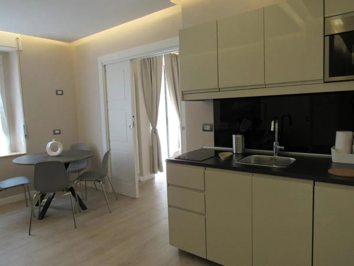 Viola'S Home Naples Appartement